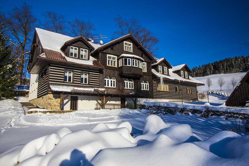 Hotel Chata Pod Lipami Rokytnice nad Jizerou Exterior foto